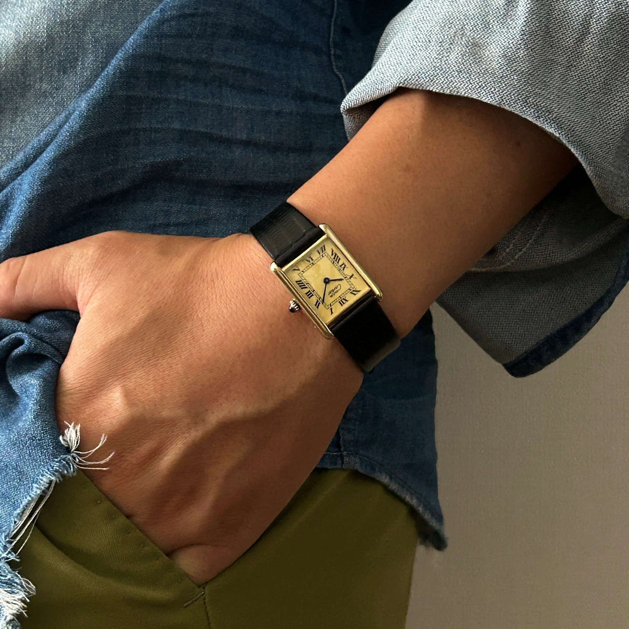 Cartier】カルティエマストタンク LM手巻きアイボリーローマ 「SWISS 