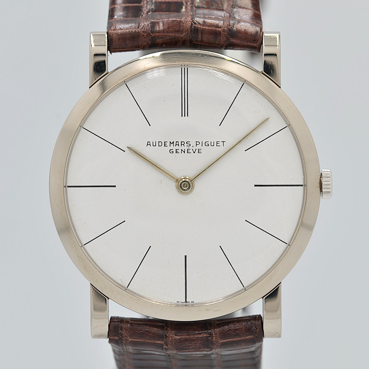 AUDEMARS PIGUET】オーデマピゲ ラウンドモデル 18KWG 純正ボックス付き