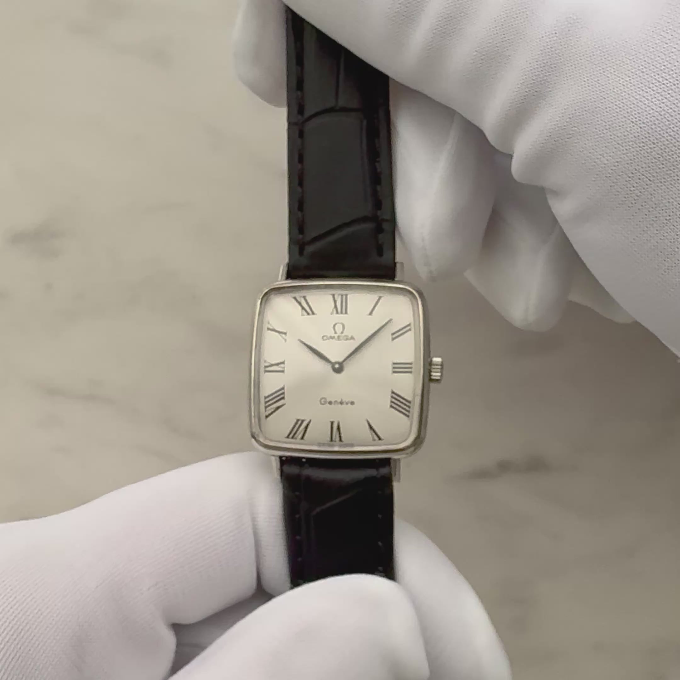 [Omega] 歐米茄日內瓦 WGP 方形銀色男士尺寸附正品扣