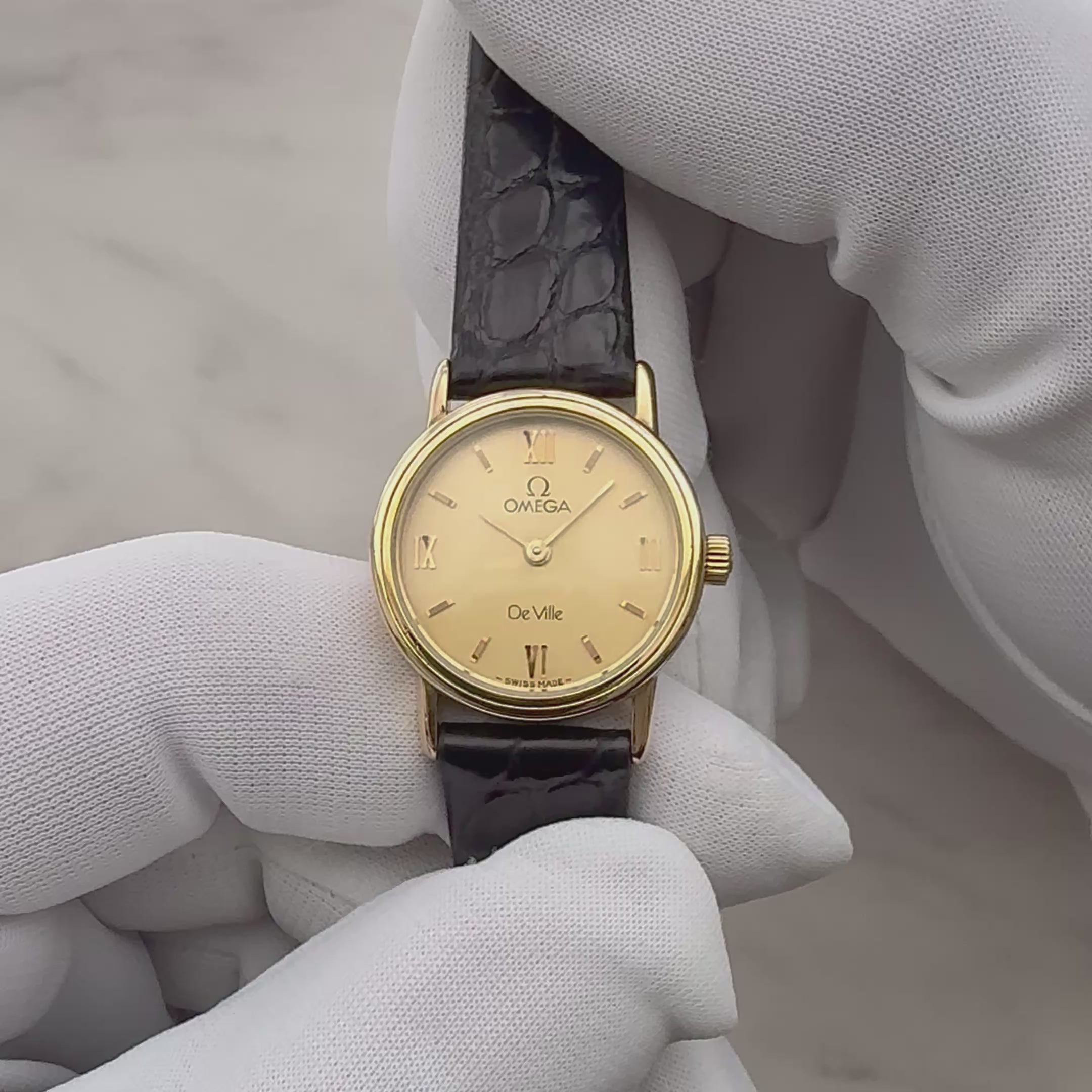【OMEGA】Omega De Ville GP Round Gold Upright Roman with Original Buckle