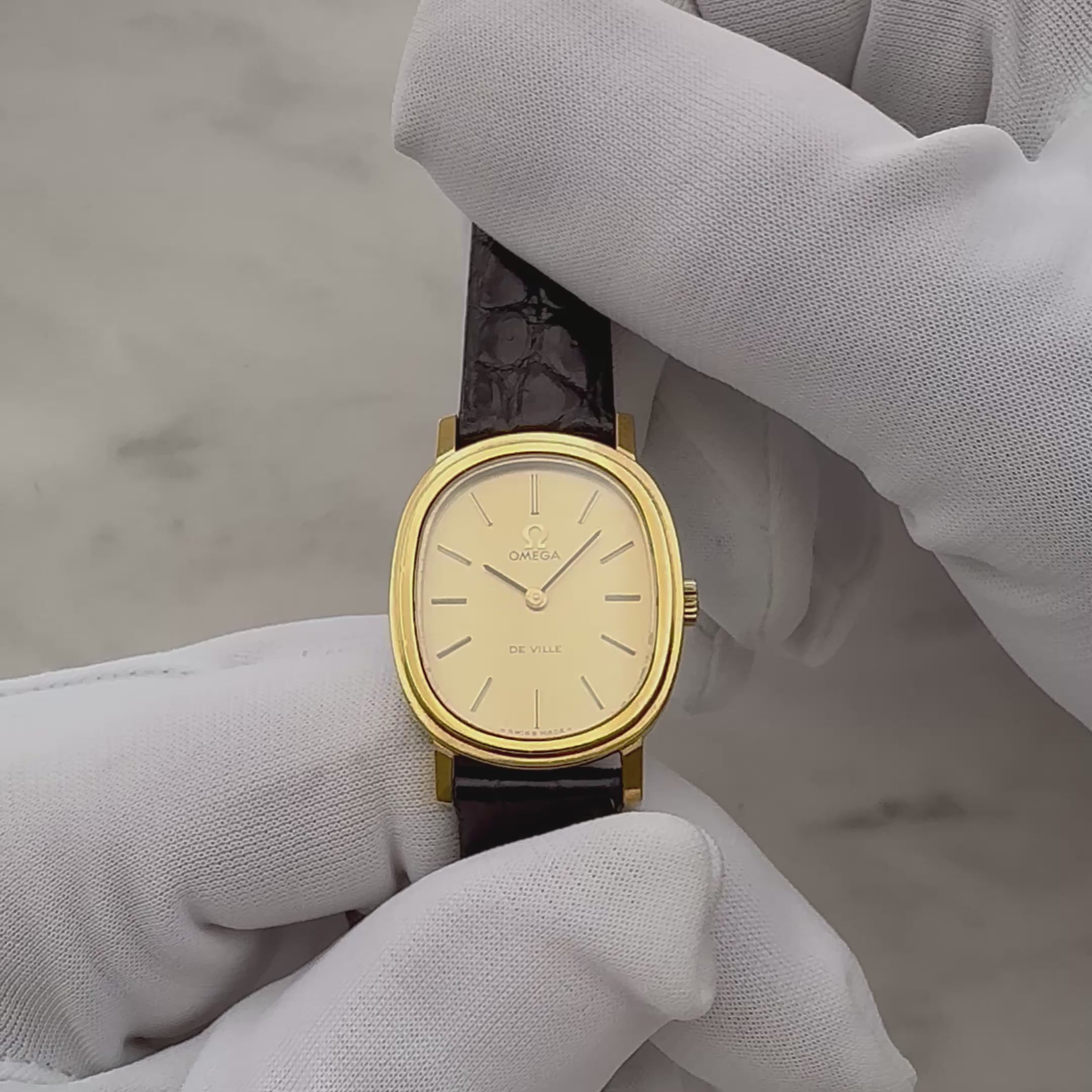 【OMEGA】オメガ デヴィル GP オーバル Gold 純正尾錠付き