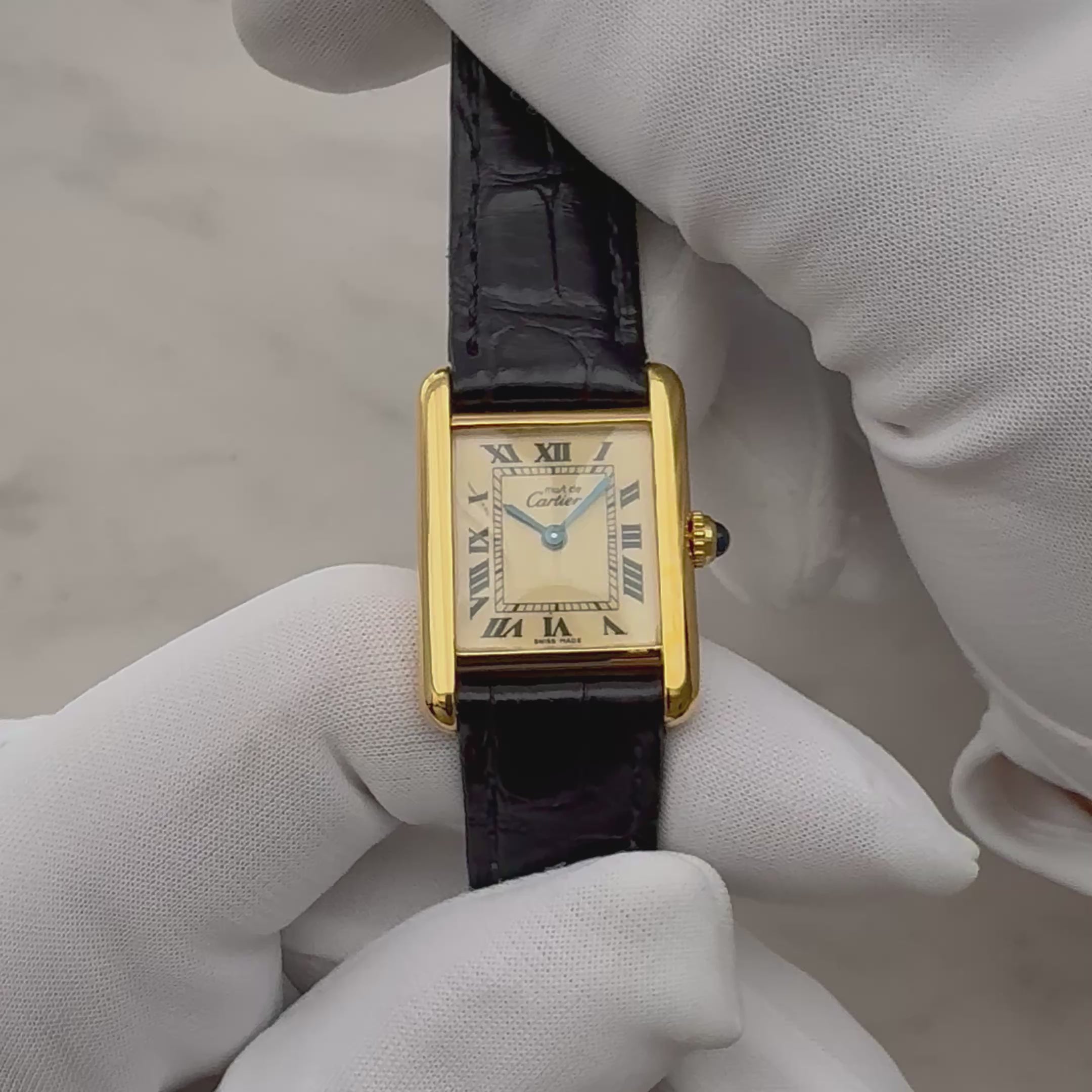 【Cartier】カルティエ マストタンクSM アイボリーローマQZ SWISS MADE 表記 純正尾錠付き