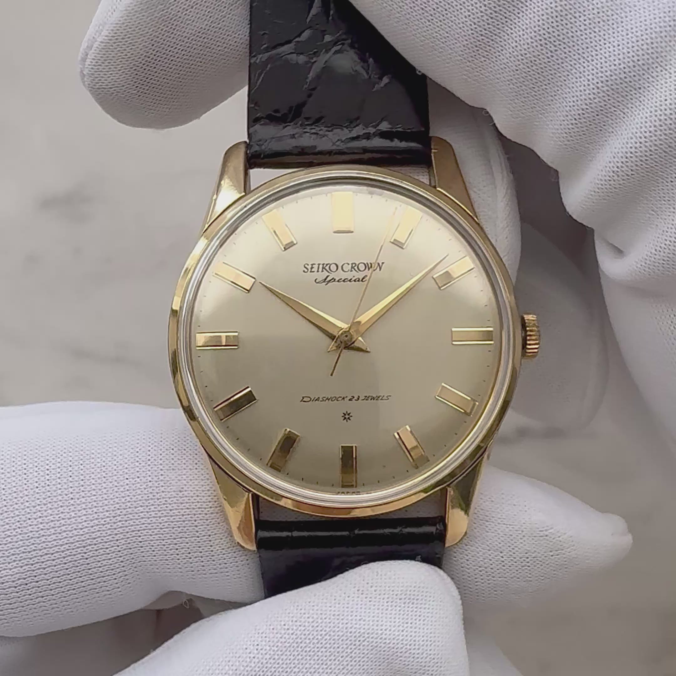 【SEIKO】Seiko Crown Special 14K YGF Fat Index with Original Buckle, Manufactured September 1962