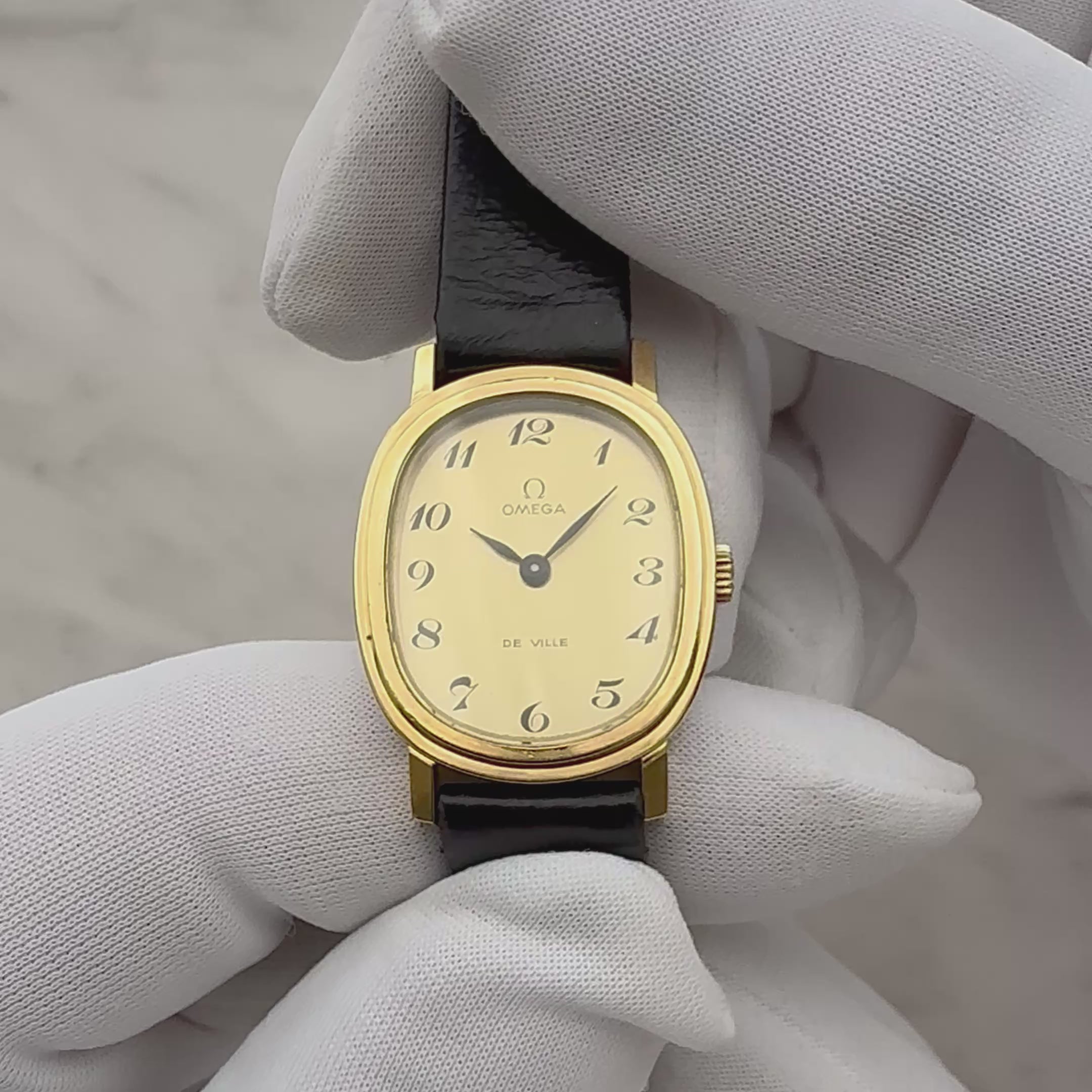 【OMEGA】オメガ デヴィル GP オーバル Gold プリントアラビア デッドストック 純正尾錠付き