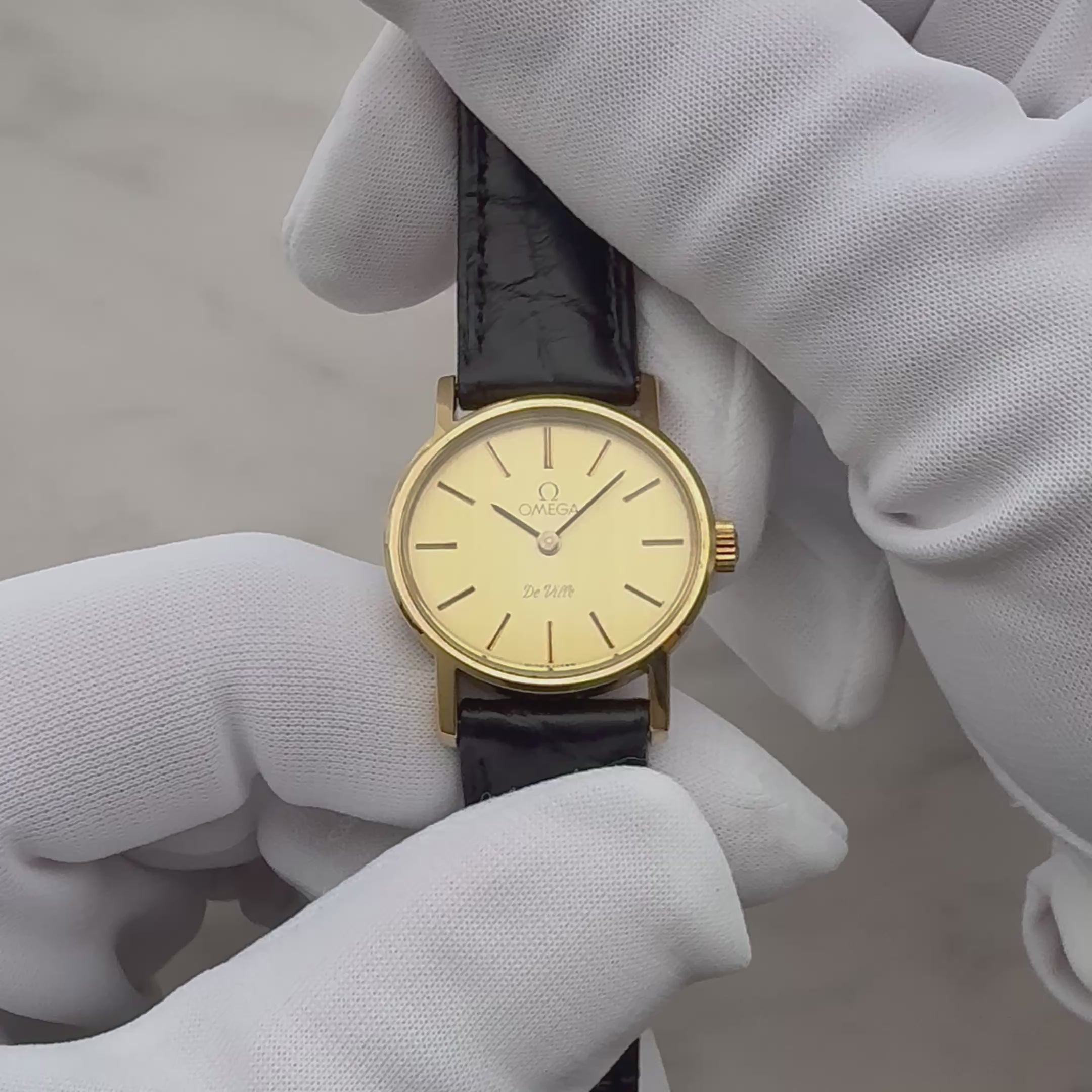 【OMEGA】オメガ デヴィル GP オーバルケース Gold デッドストック