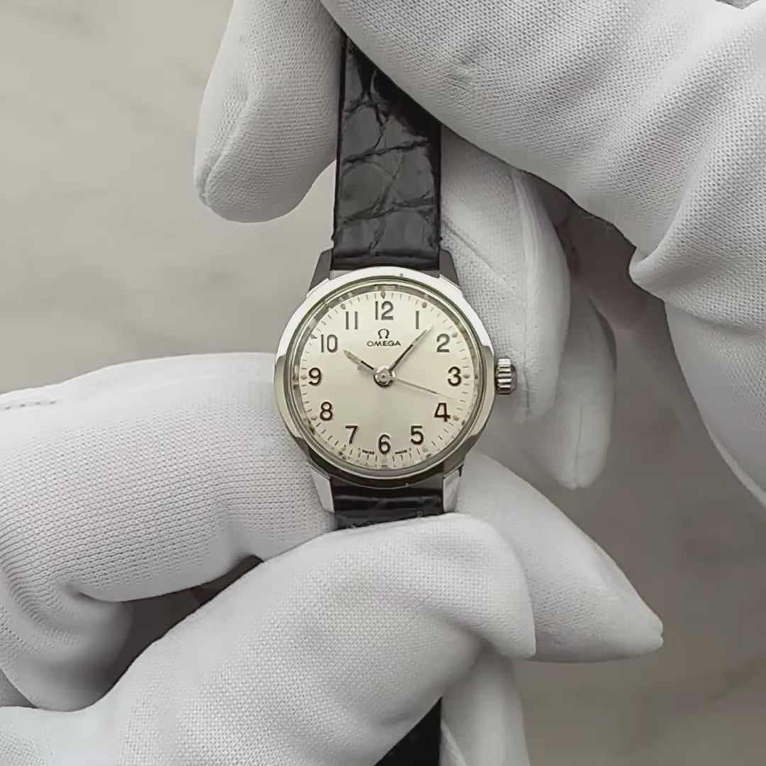 [OMEGA] Omega Round Model Stainless Steel Women's Size Silver Upright Arabic with Genuine Buckle