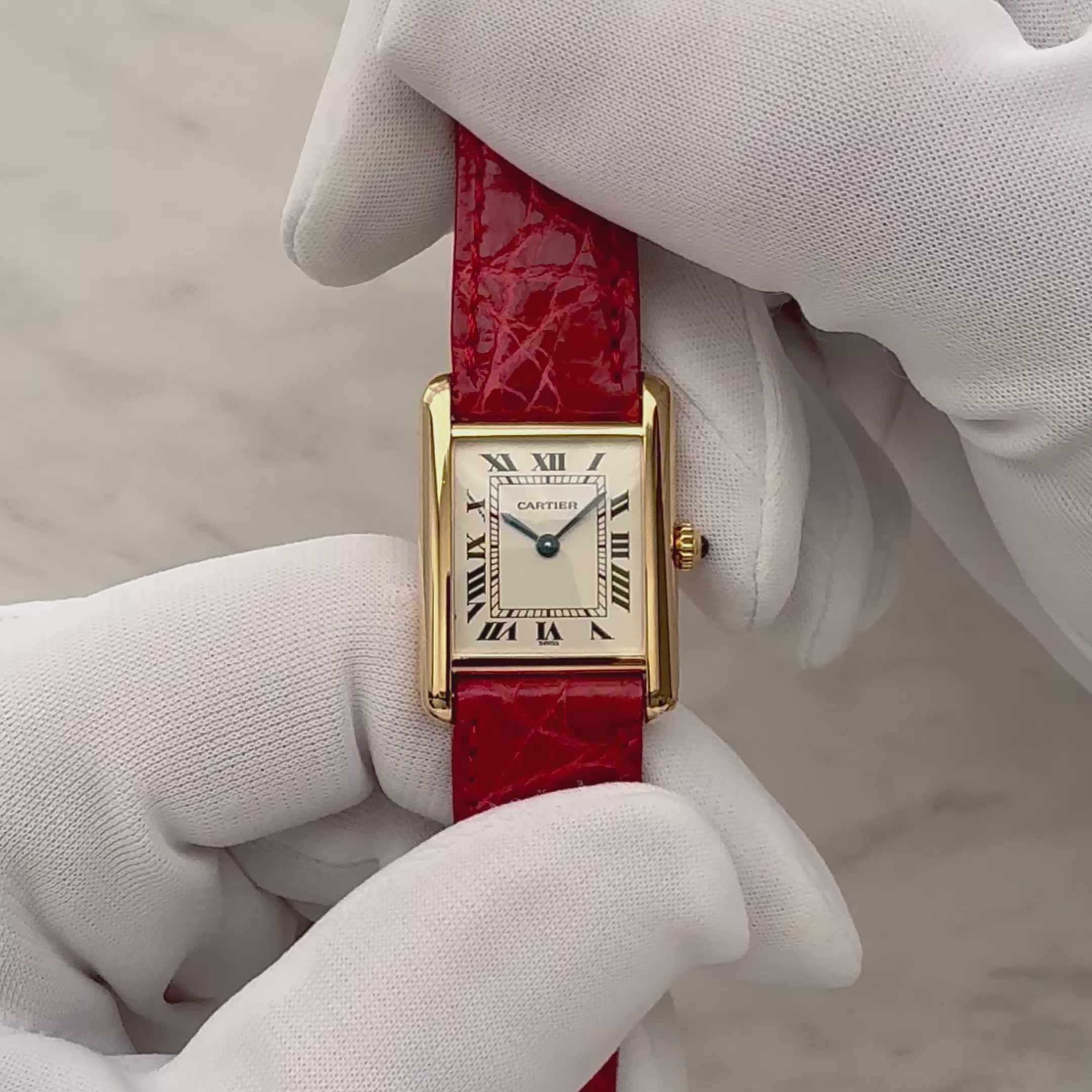 【Cartier】カルティエ タンクルイカルティエ SM 18KYG 付属品完備 カルティエコンプリートサービス済み