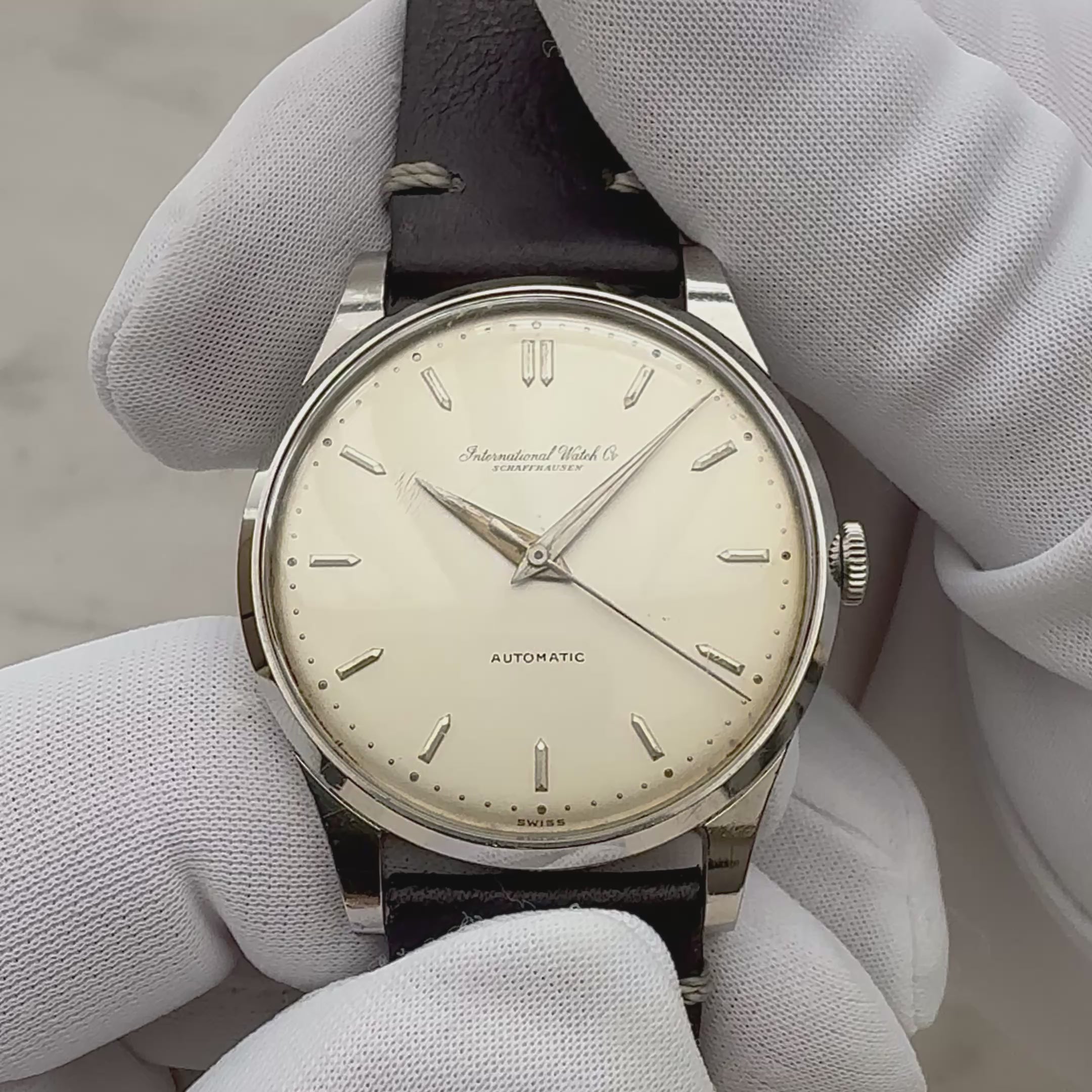 【IWC】アイダブリューシー シャフハウゼン SS Cal.852 1956年製