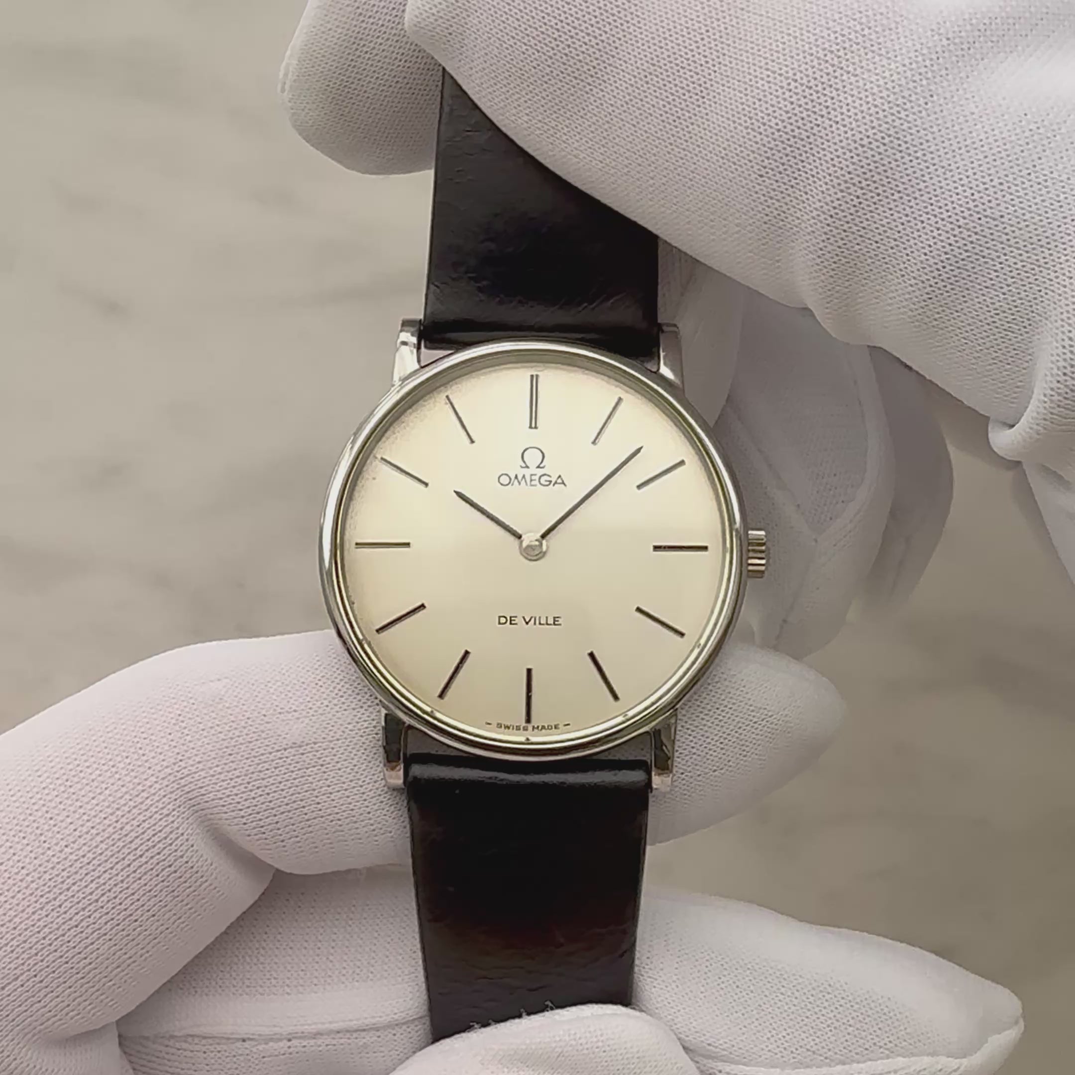 [OMEGA] Omega De Ville SS Round Silver Deadstock with Original Buckle
