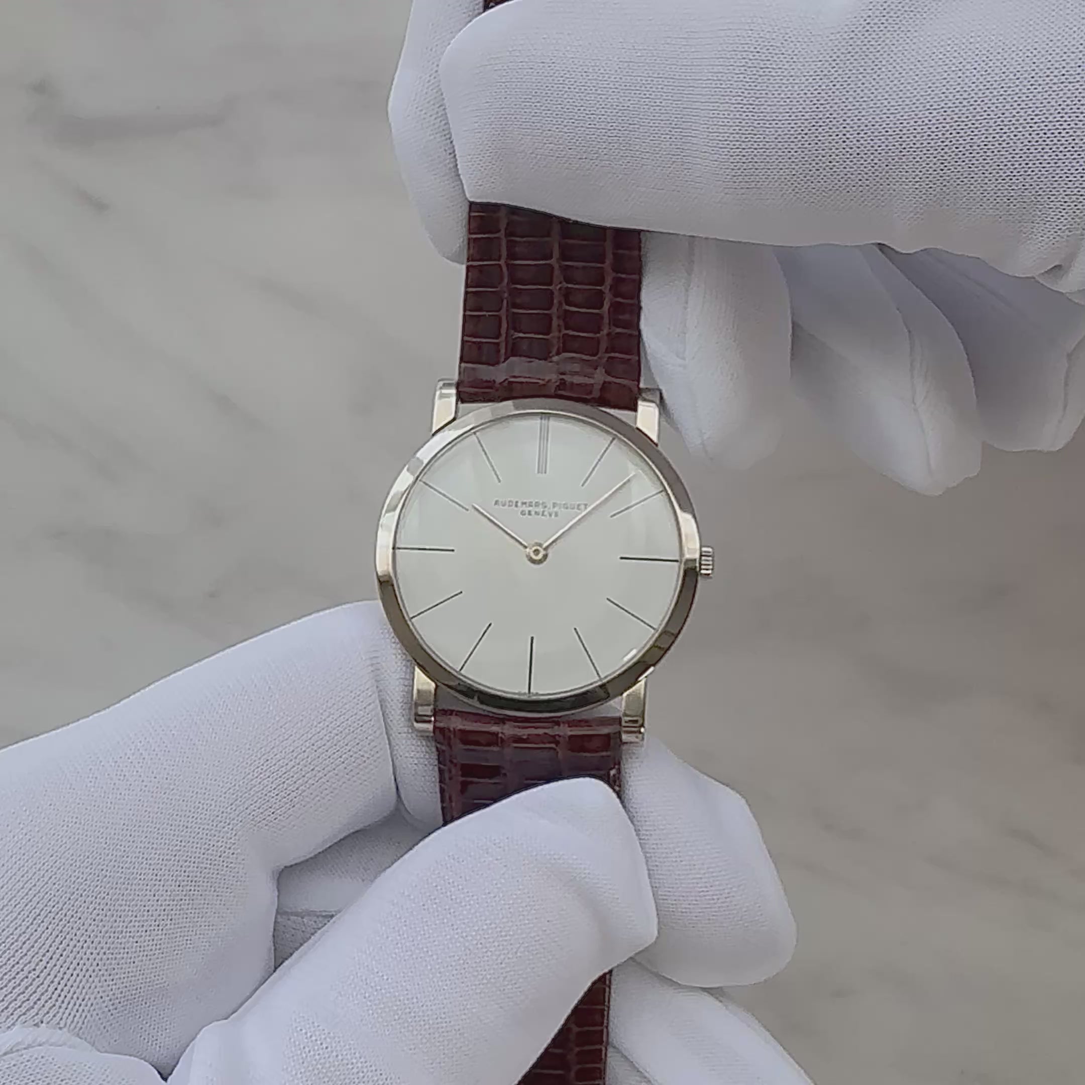 【AUDEMARS PIGUET】オーデマピゲ ラウンドモデル 18KWG 純正ボックス付き