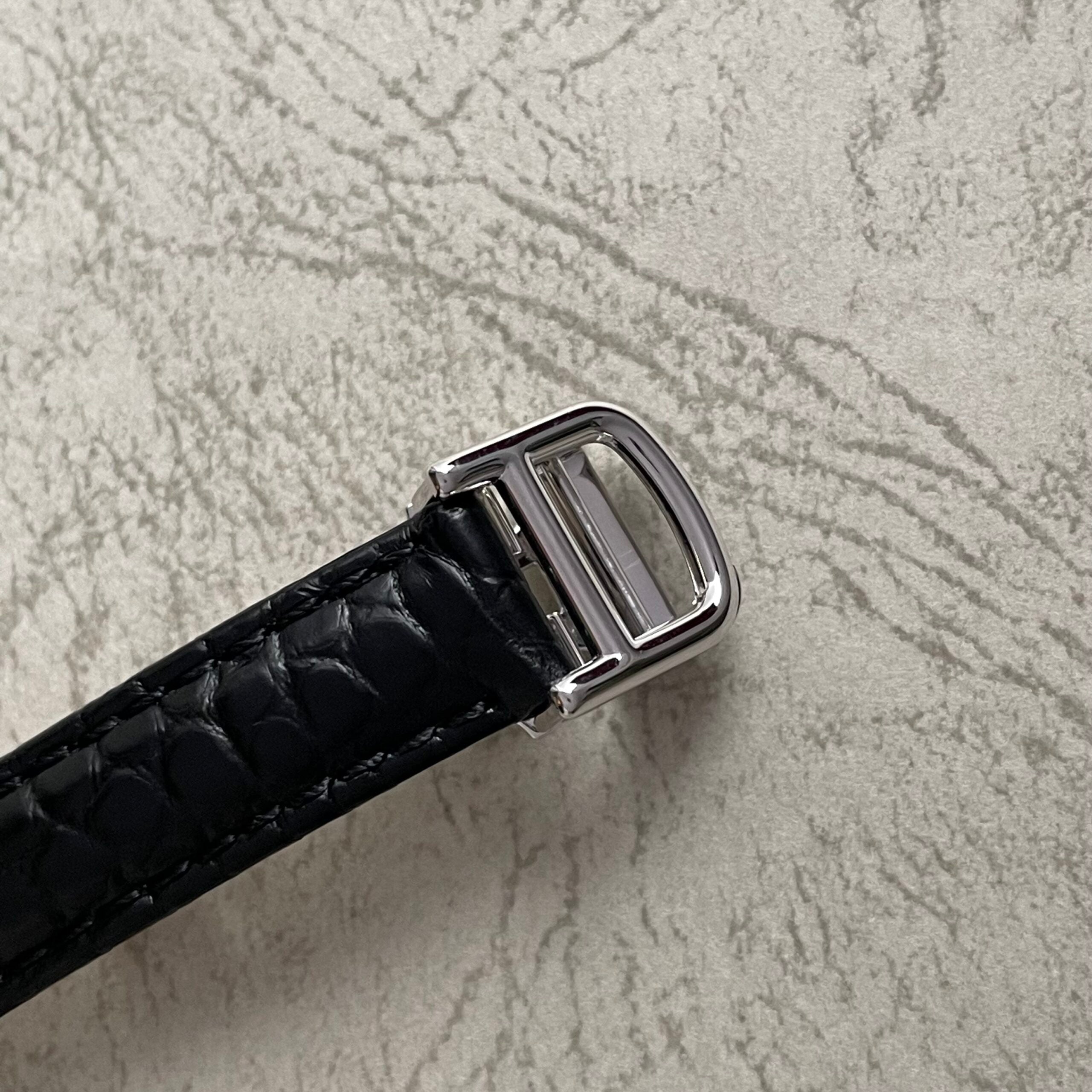 【Cartier】カルティエ<BR>タンクアメリカン SM 18KWG 純正18金Dバックル付き